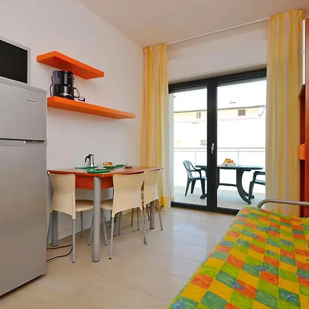 In Lignano 21632 Appartamento *
